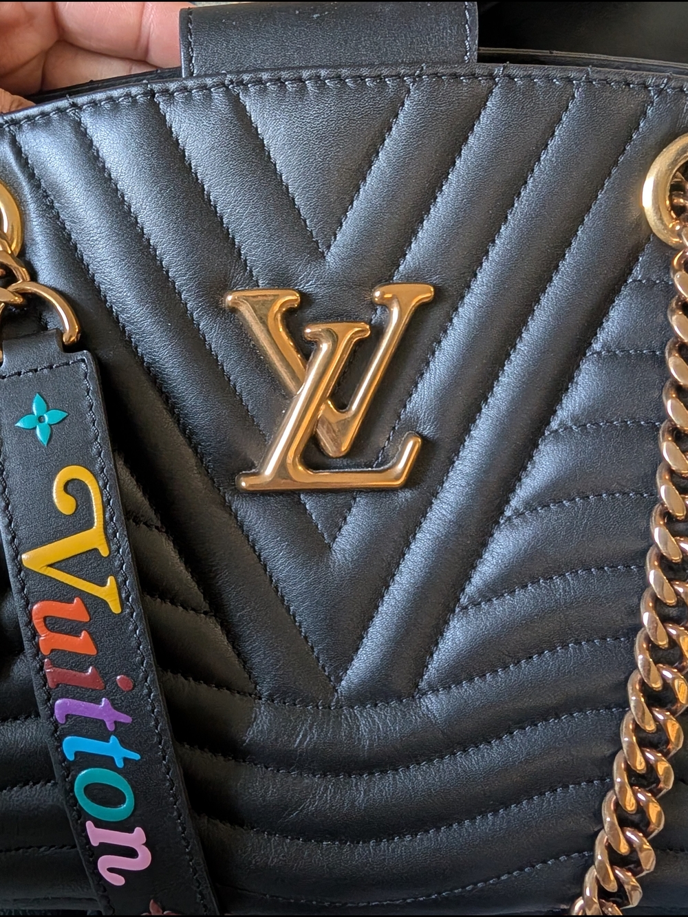 Louis Vuitton New Wave - Picture 15 of 16